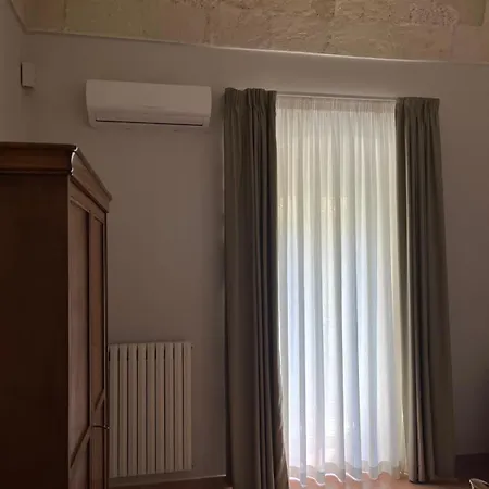 Delfini Dei Due Mari טאראנטו